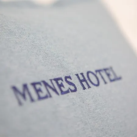 Menes 3* Yénion