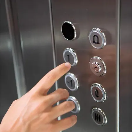 Ξενοδοχείο Menes Γένι