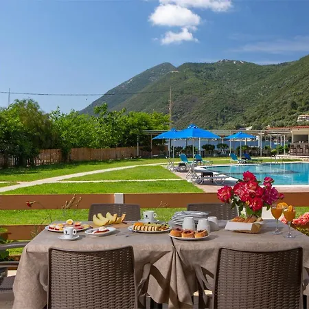 Menes Ξενοδοχείο 3*