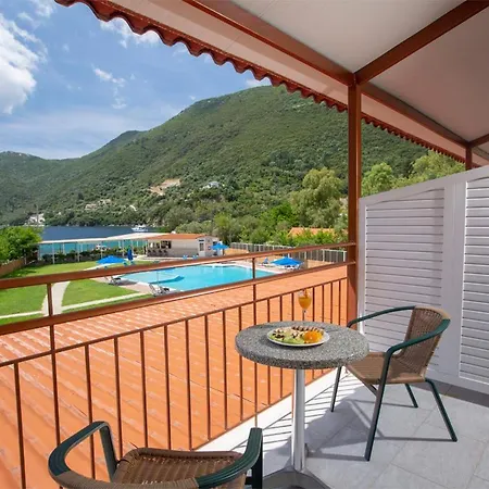 Hotel Menes 3*