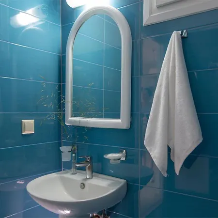 Ξενοδοχείο Menes Γένι