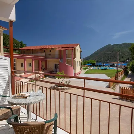 Menes Hotel 3*