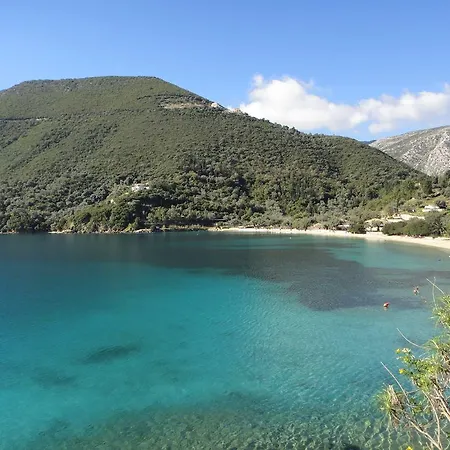 Ξενοδοχείο Menes 3*